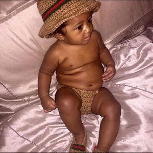 Meet your Posher, Crystal