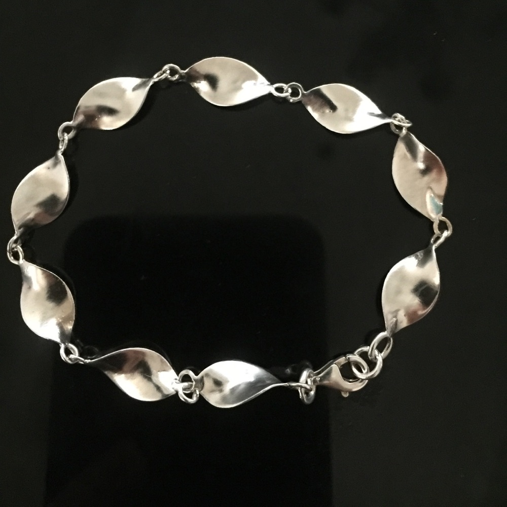 Sterling silver bracelet. 925