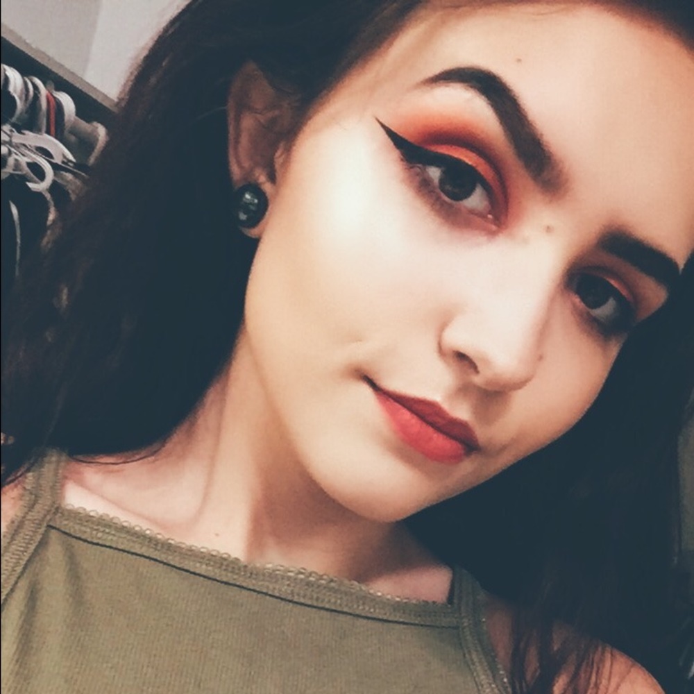 Meet your Posher, Kaitlyn