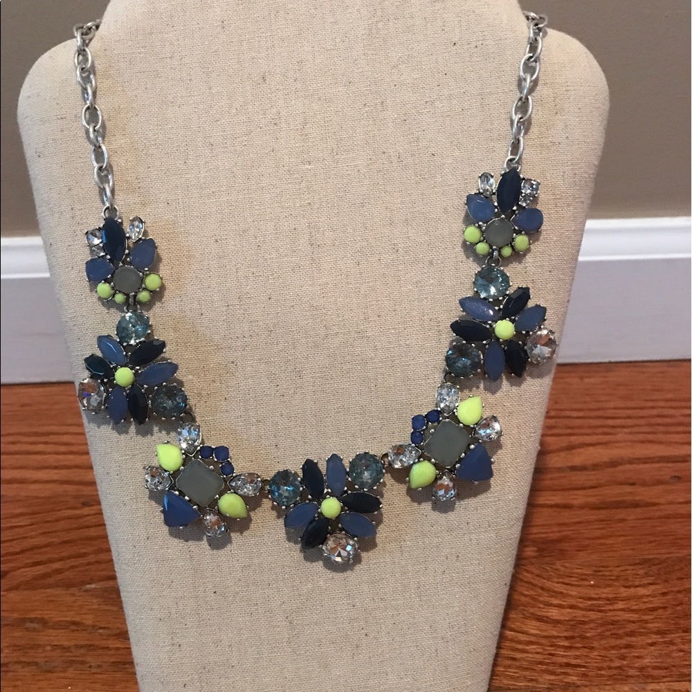 Stella & Dot Elodie necklace