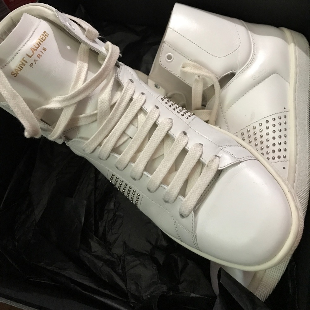 Saint Laurent Woman Sneakers! 7/10 condition