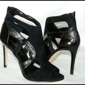 Ivanka Trump Black Satori-T Heels