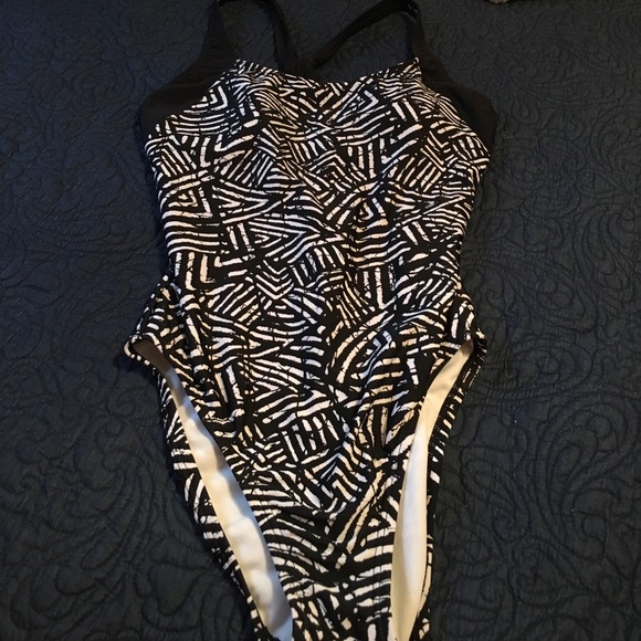 Speedo Other - BRAND NEW Speedo one piece bathing suit