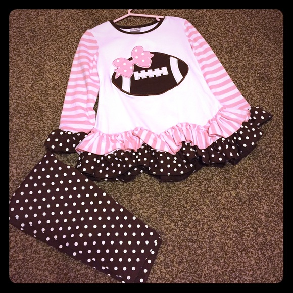 Girls Medium Football Polka Dit set - Picture 1 of 2