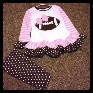 Girls Medium Football Polka Dit set
