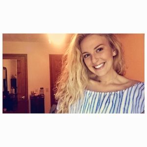 Meet your Posher, Abigail
