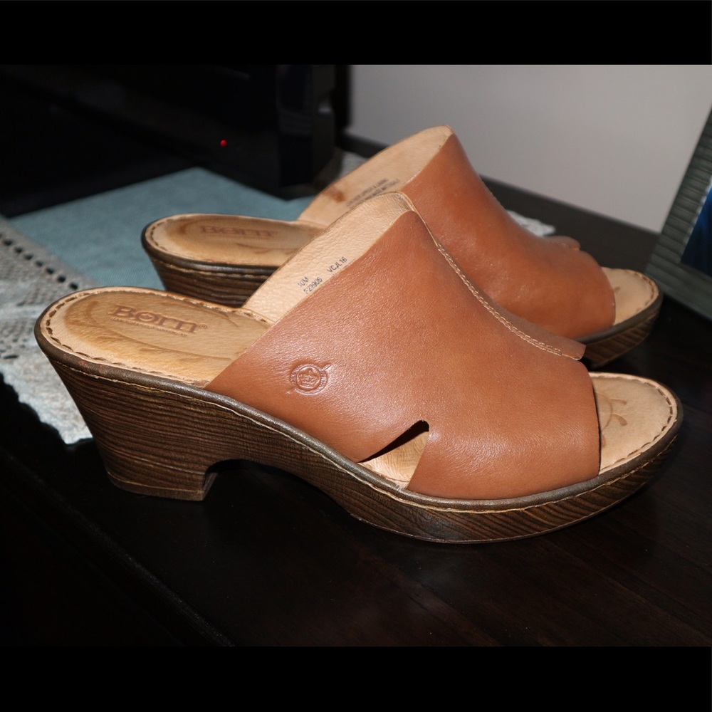 Born Crato Leather Platform Slide Sandal