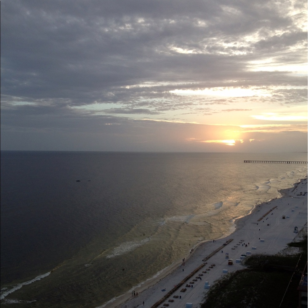 Meet your Posher, Sadera