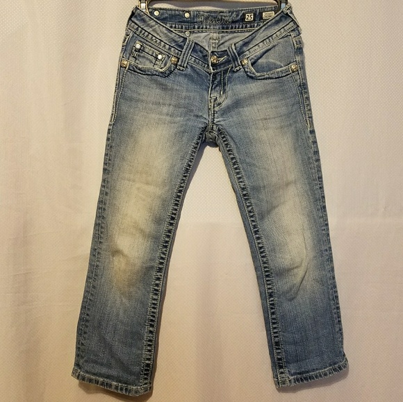 Miss Me Capris. - Picture 2 of 8