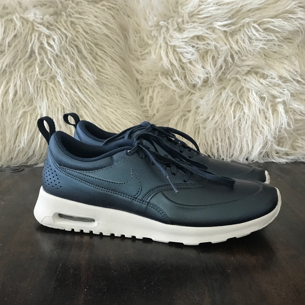 Nike Air Max Thea Metallic
