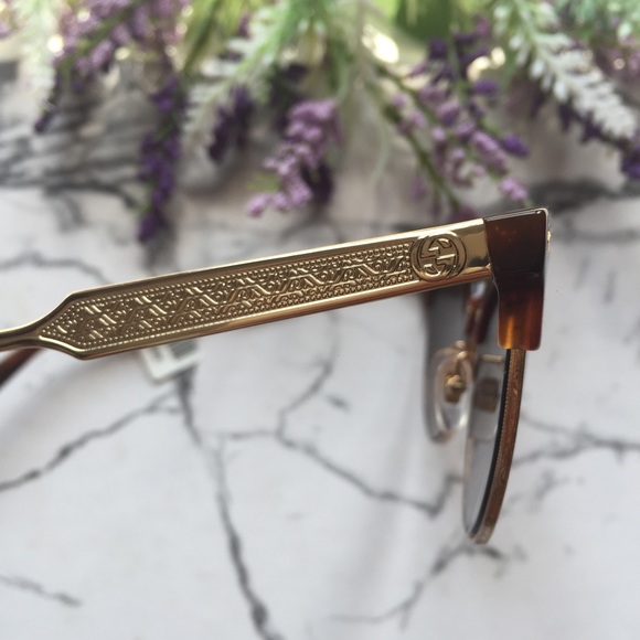 Gucci GG4283 Cateye Sunglasses - Picture 2 of 8