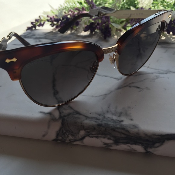 Gucci GG4283 Cateye Sunglasses - Picture 7 of 8