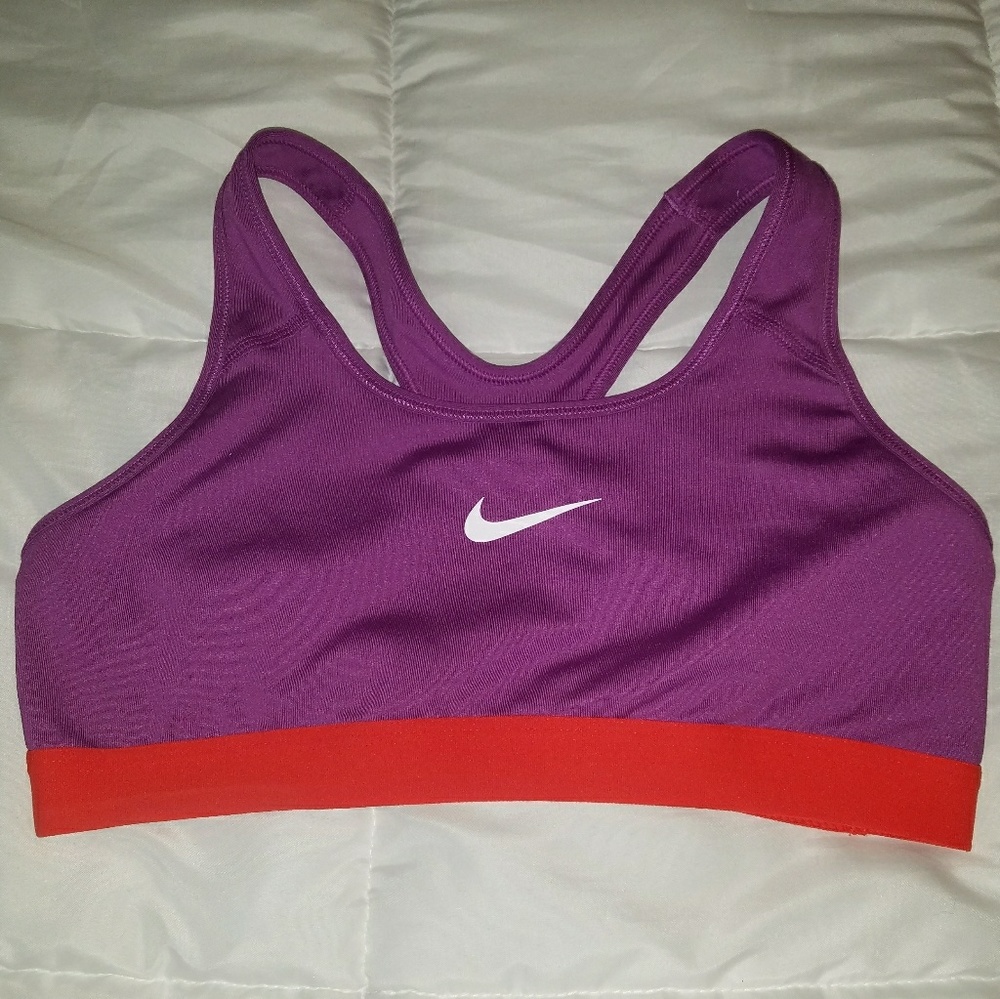 NWOT Nike Pro Classic Swoosh Sports Bra