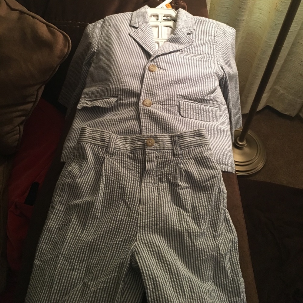 Sear sucker suit! 18mo. Blue and white EUC