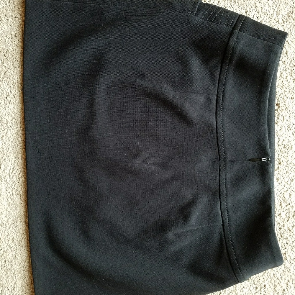 Mini skirt - Picture 3 of 4