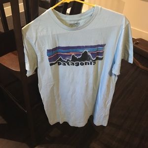 Patagonia tshirt.