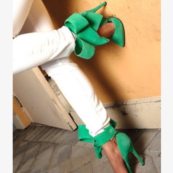 SOLD - Picture 3 of 3