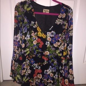 Show Me Your Mumu floral tunic