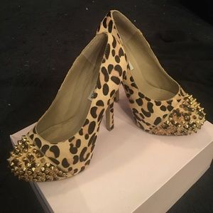 Steve Madden Lepard Print Heels
