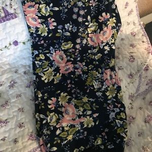 Tc Lula roe leggings