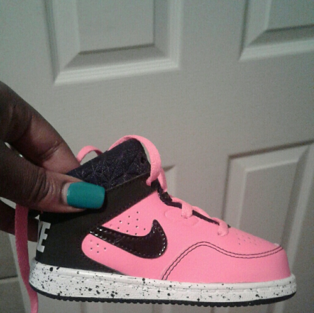 Nike flights