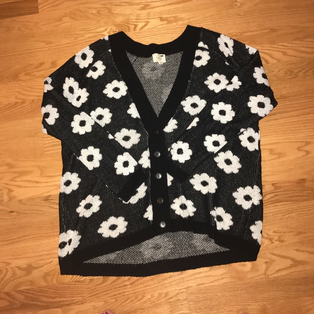 Black and white daisy cardigan