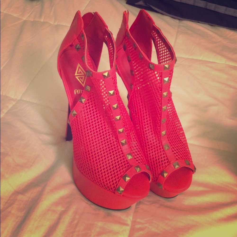 High heel shoes