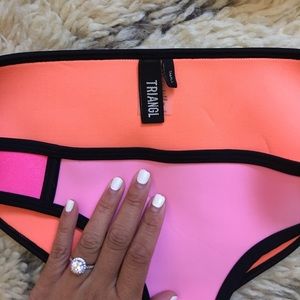 triangl swimwear Swim - TRIANGL LILY STRAWBERRY KISS triangl swimwear Swim - TRIANGL LILY STRAWBERRY KISS