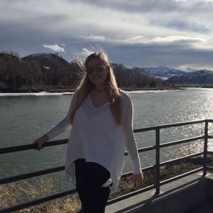 Meet your Posher, Ashley