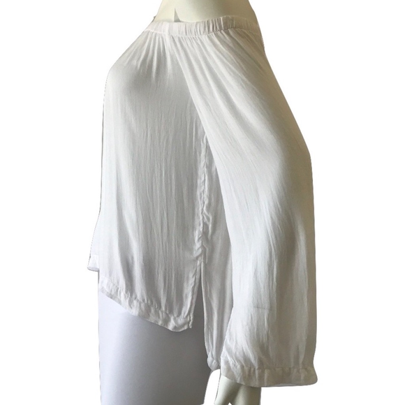 Sold Cloth & Stone Off-The-Shoulder Blouse - Picture 3 of 5