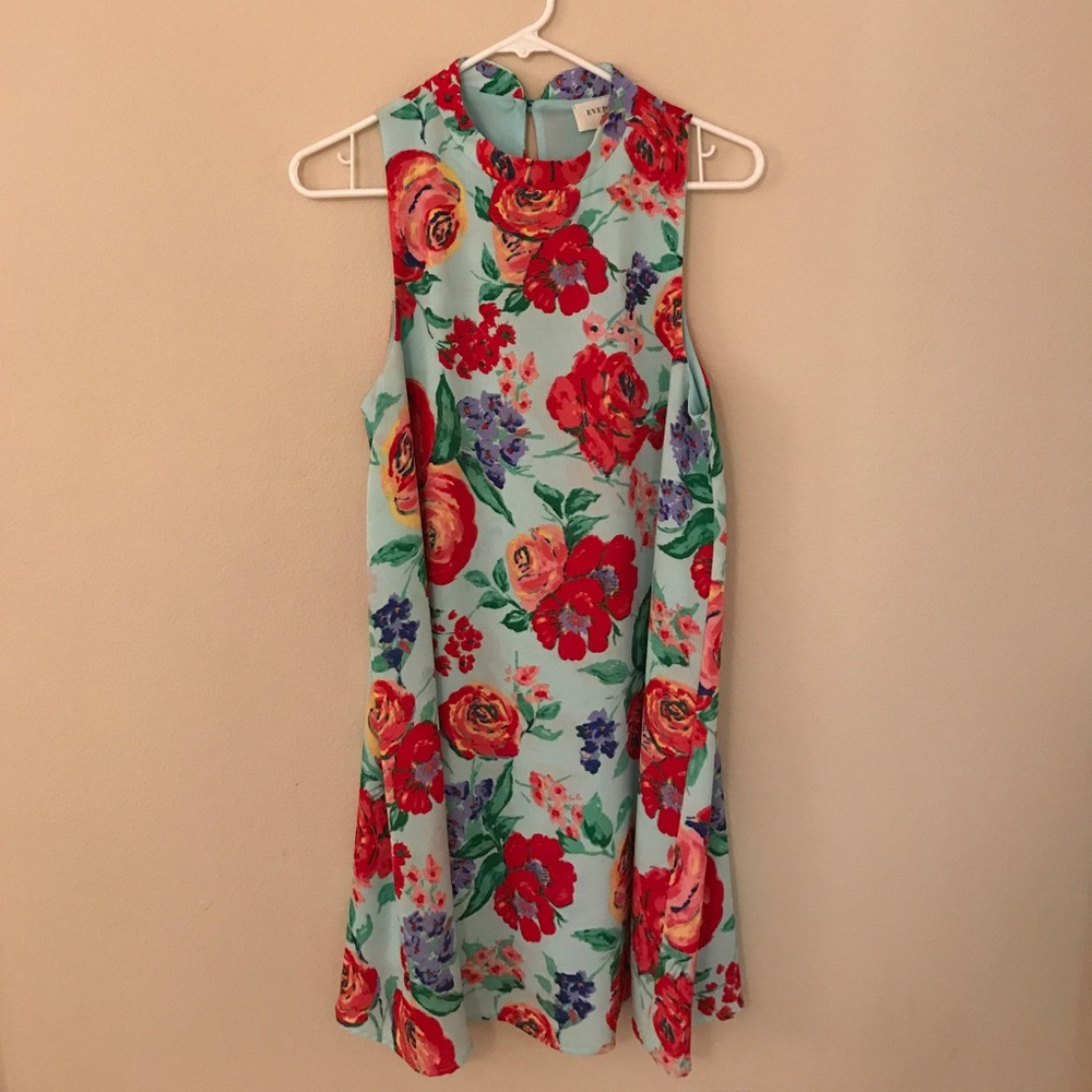 Floral shift dress