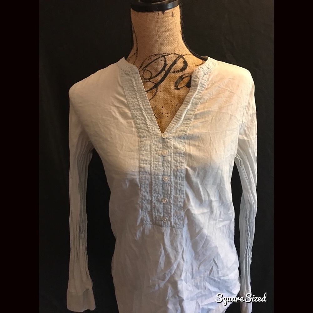 Old navy's size small long sleeve top