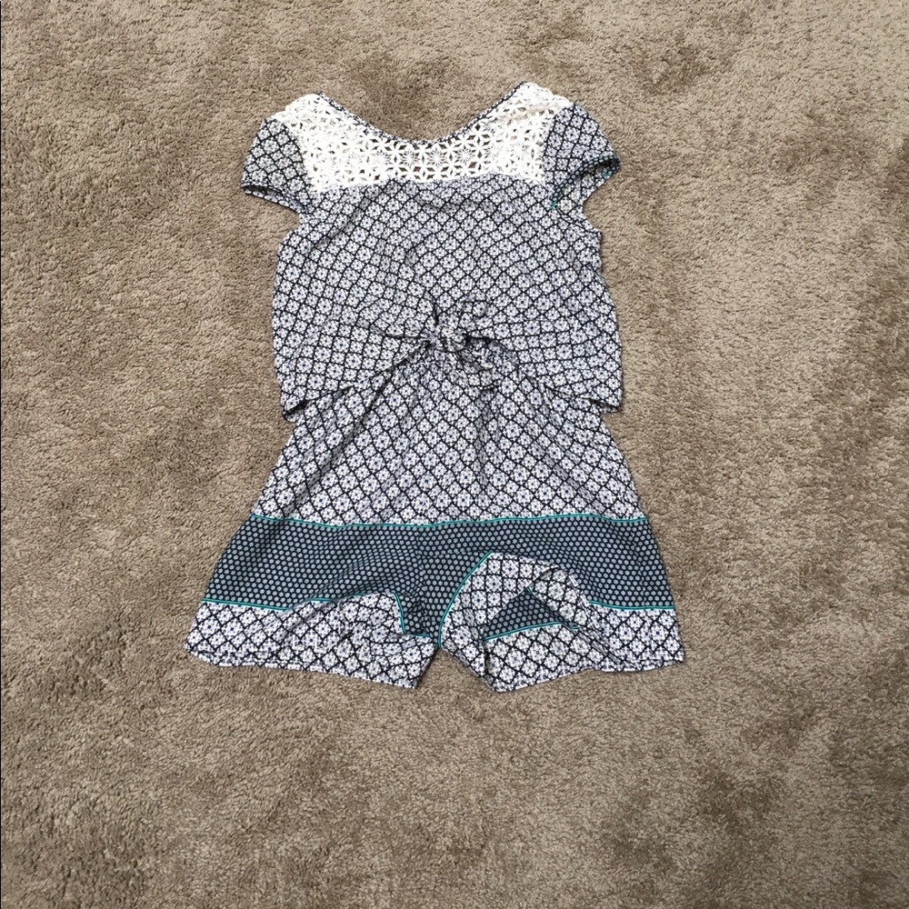 Cute 10/12 Romper!