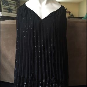 Lane Bryant Sleeveless Pleated Flowy Shell Sz. 22