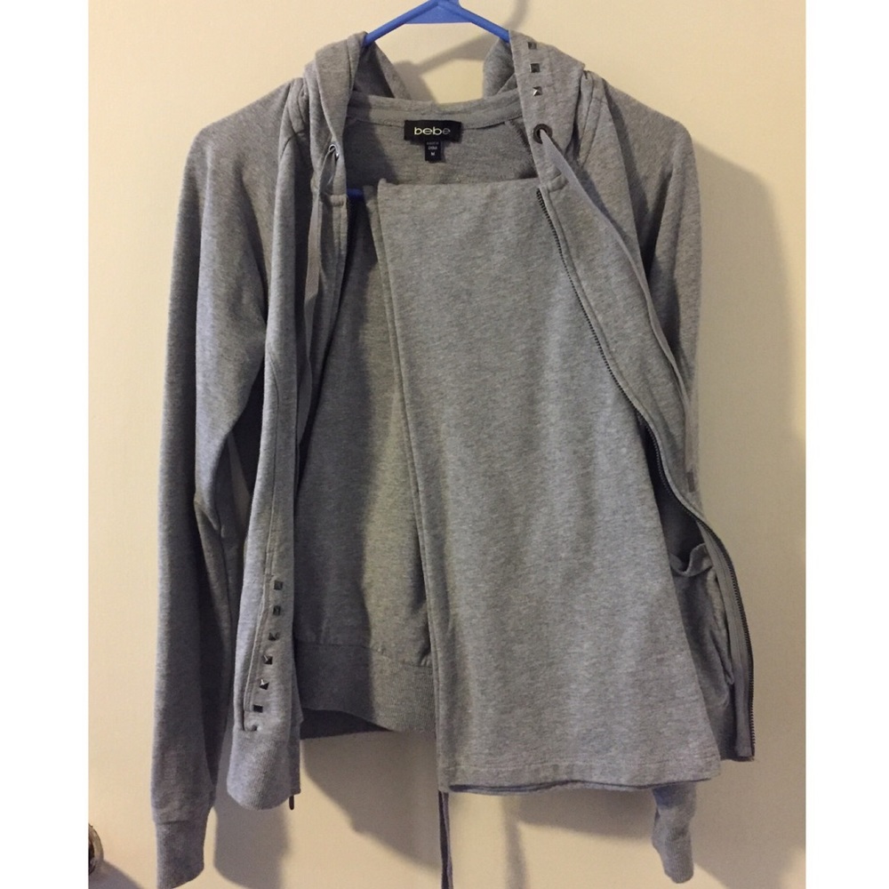 Bebe sweatshirt and pant.