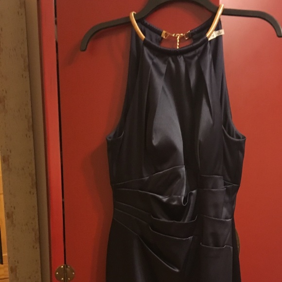 Halter satin dress - Picture 2 of 3