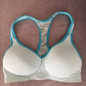 PINK Victoria's Secret Yoga Sports Bra