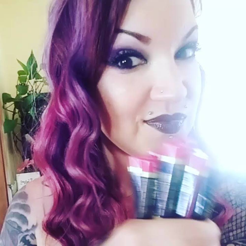 Meet your Posher, Erica