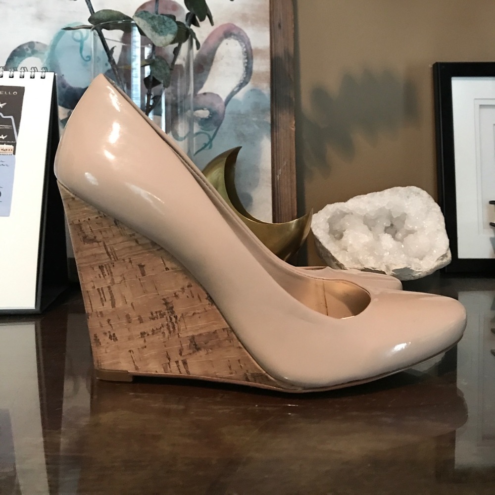 Jessica Simpson nude wedge