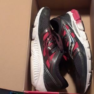 Saucony 'Zealot ISO' Men's Running Shoes