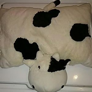 It's a pillow! Its a pet!