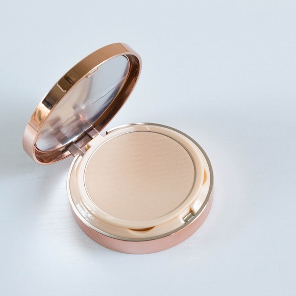sephora pony effect skin fit powder pact in rosy ivory sephora pony effect skin fit powder pact in rosy ivory