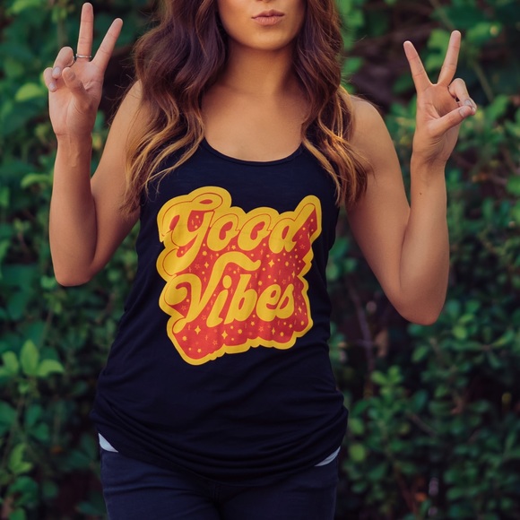 LAST • L - Picture 2 of 4