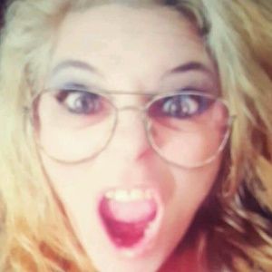 Meet your Posher, Jacki