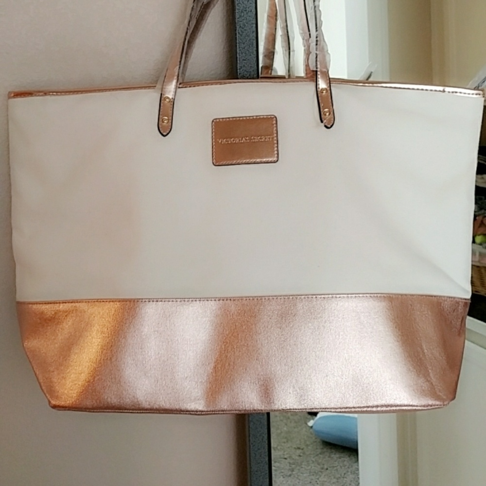 Tote