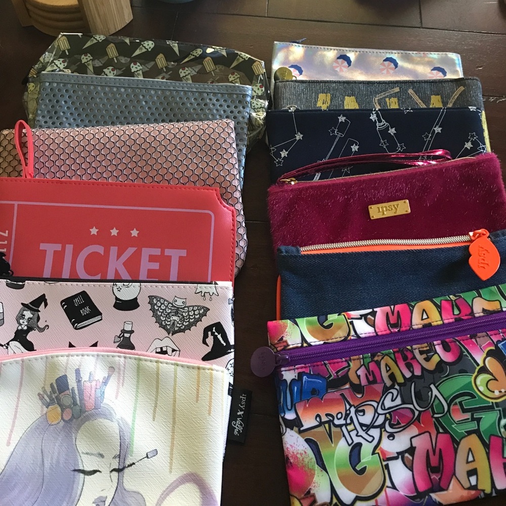 12 Ipsy bags w/o makeup