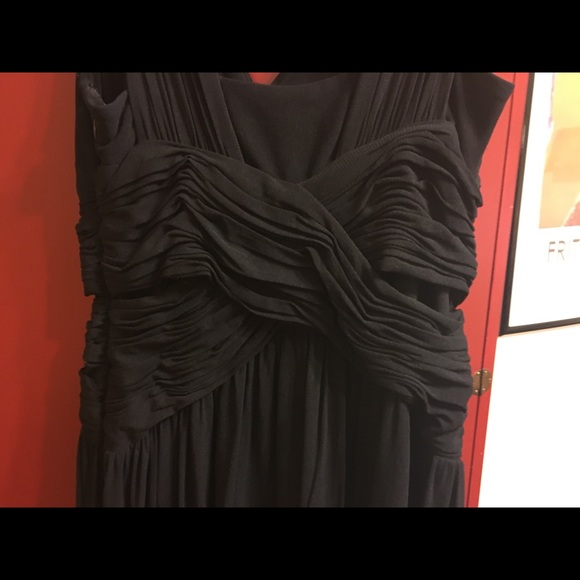 Black long gown - Picture 3 of 3