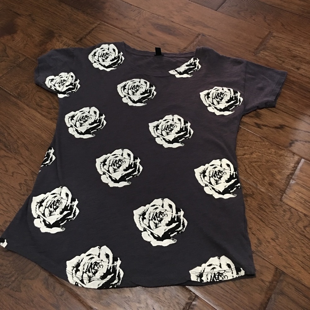 Fun flower top