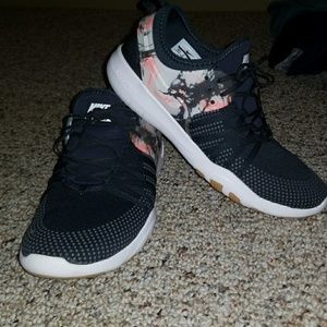Nike Free Shoes