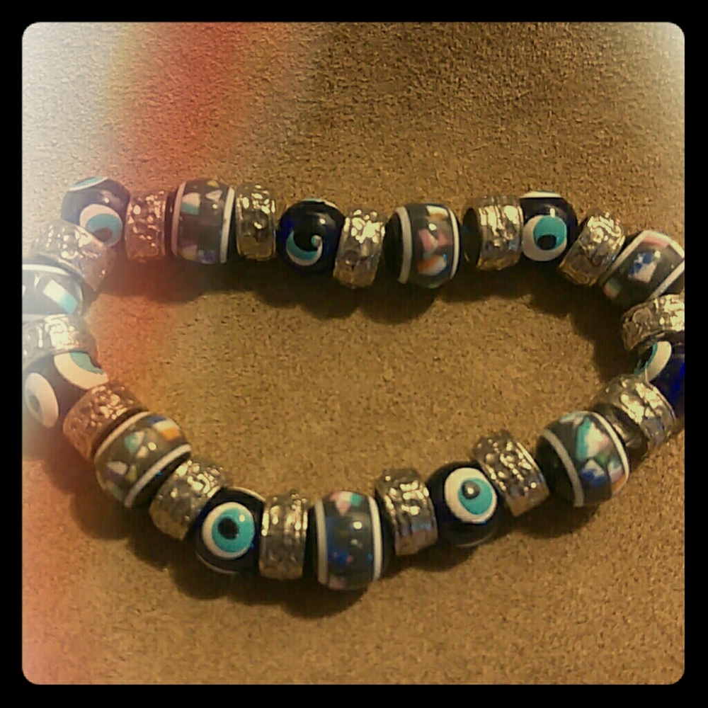 Evil eye 👁‍🗨 bracelet! HOMEMADE BY MICHELLE ❤️